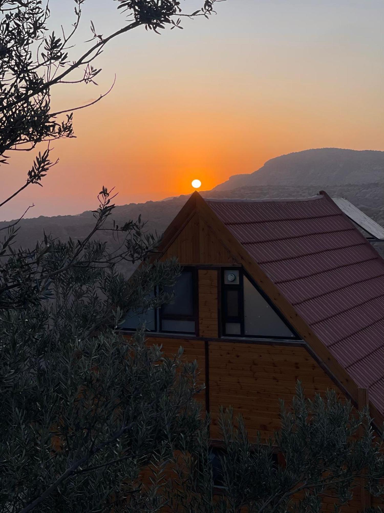 Dana Luxury Huts Hotel ภายนอก รูปภาพ