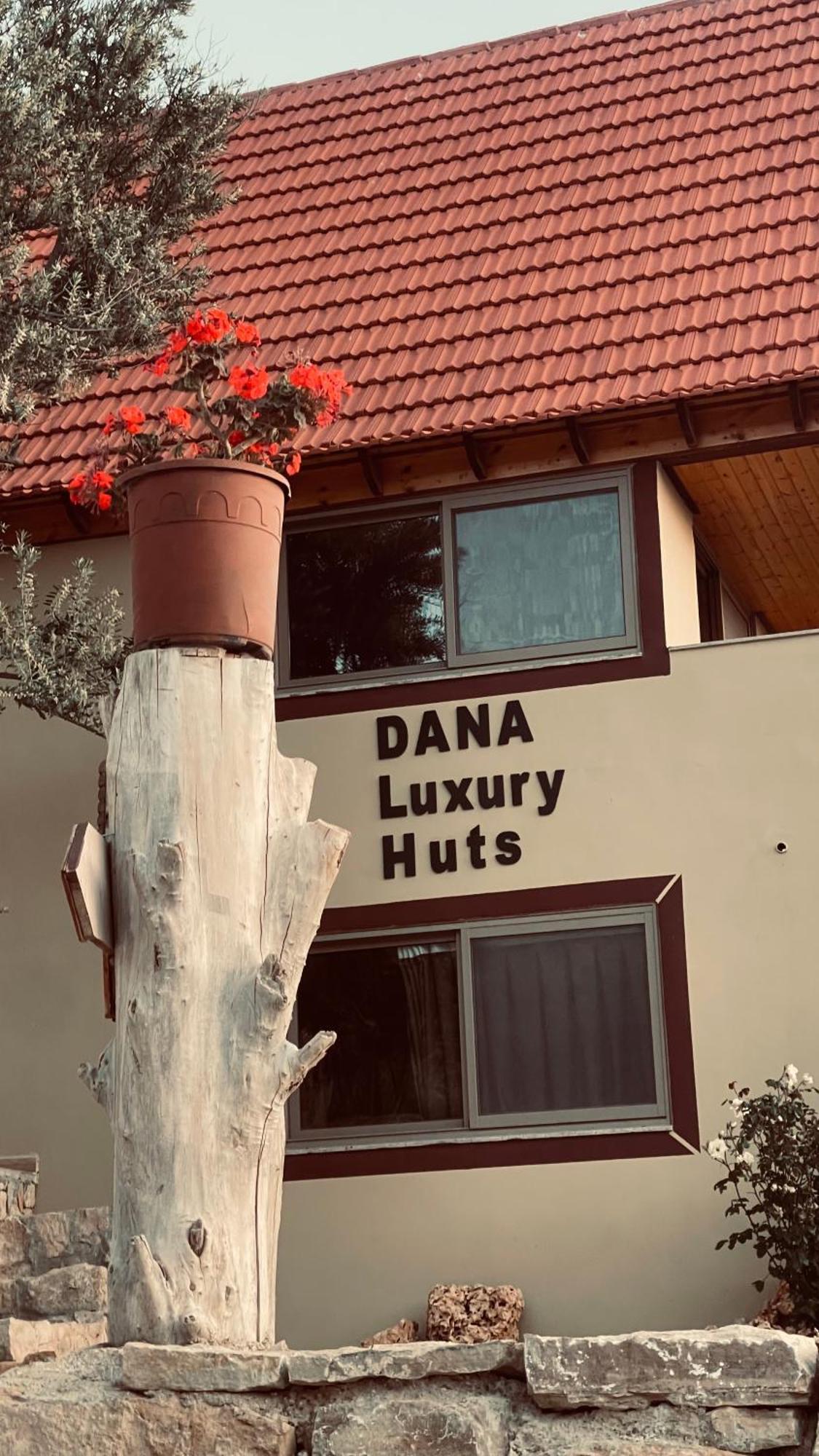 Dana Luxury Huts Hotel ภายนอก รูปภาพ